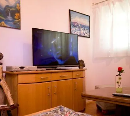 Apartament Jure Kelava Ravnice 2 *