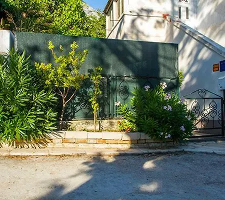 Apartament Jure Kelava Ravnice 2 Omiš